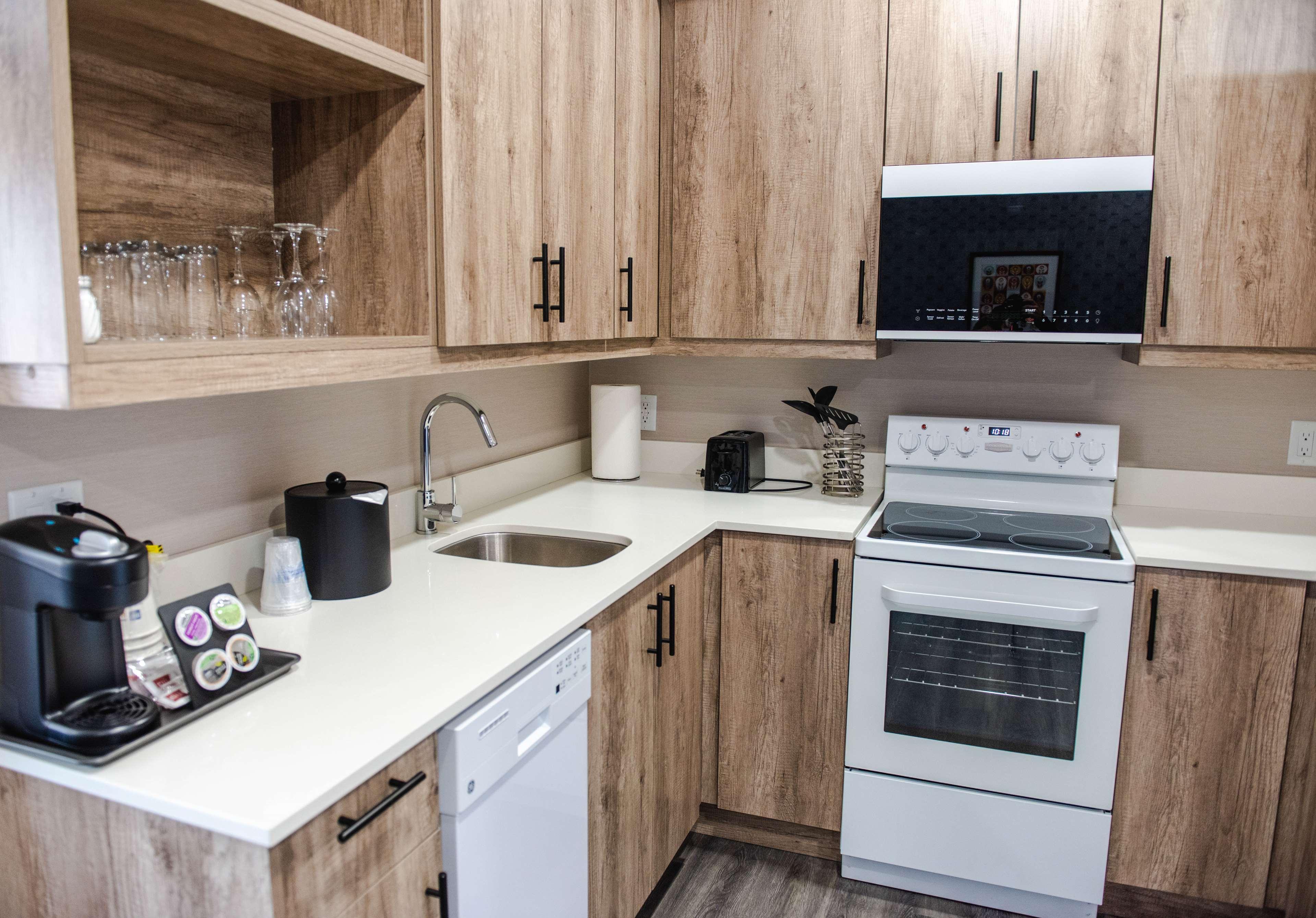 Western Premier Executive Residency Medicine Hotel 4*