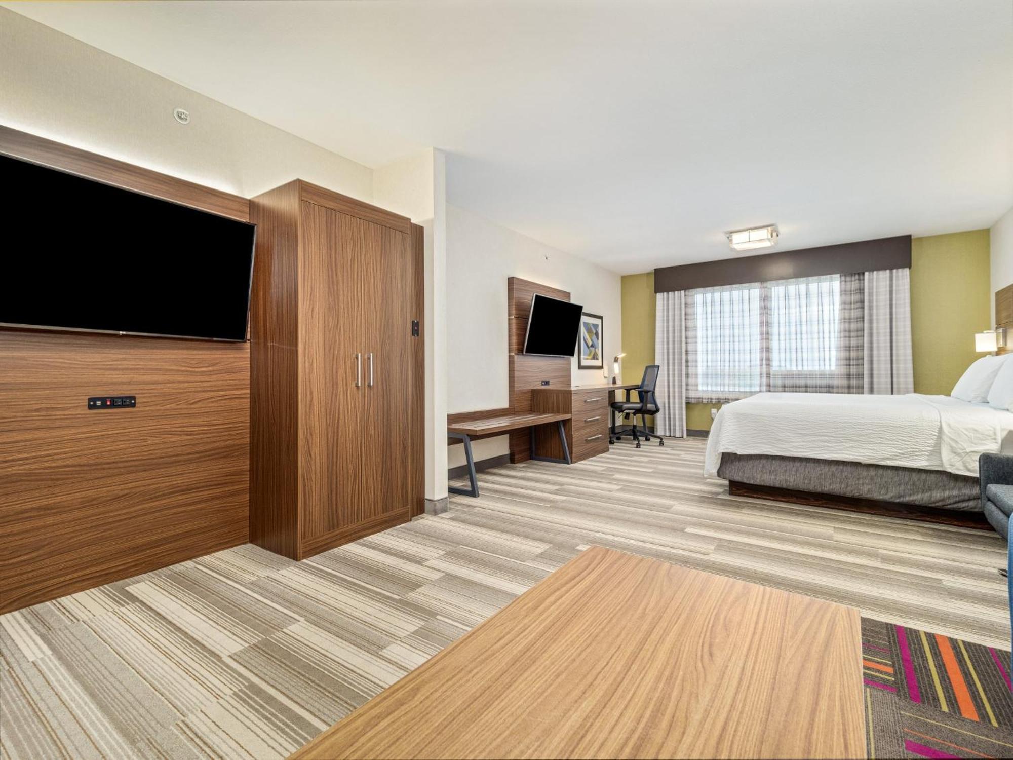 Express & Medicine By Ihg 4*