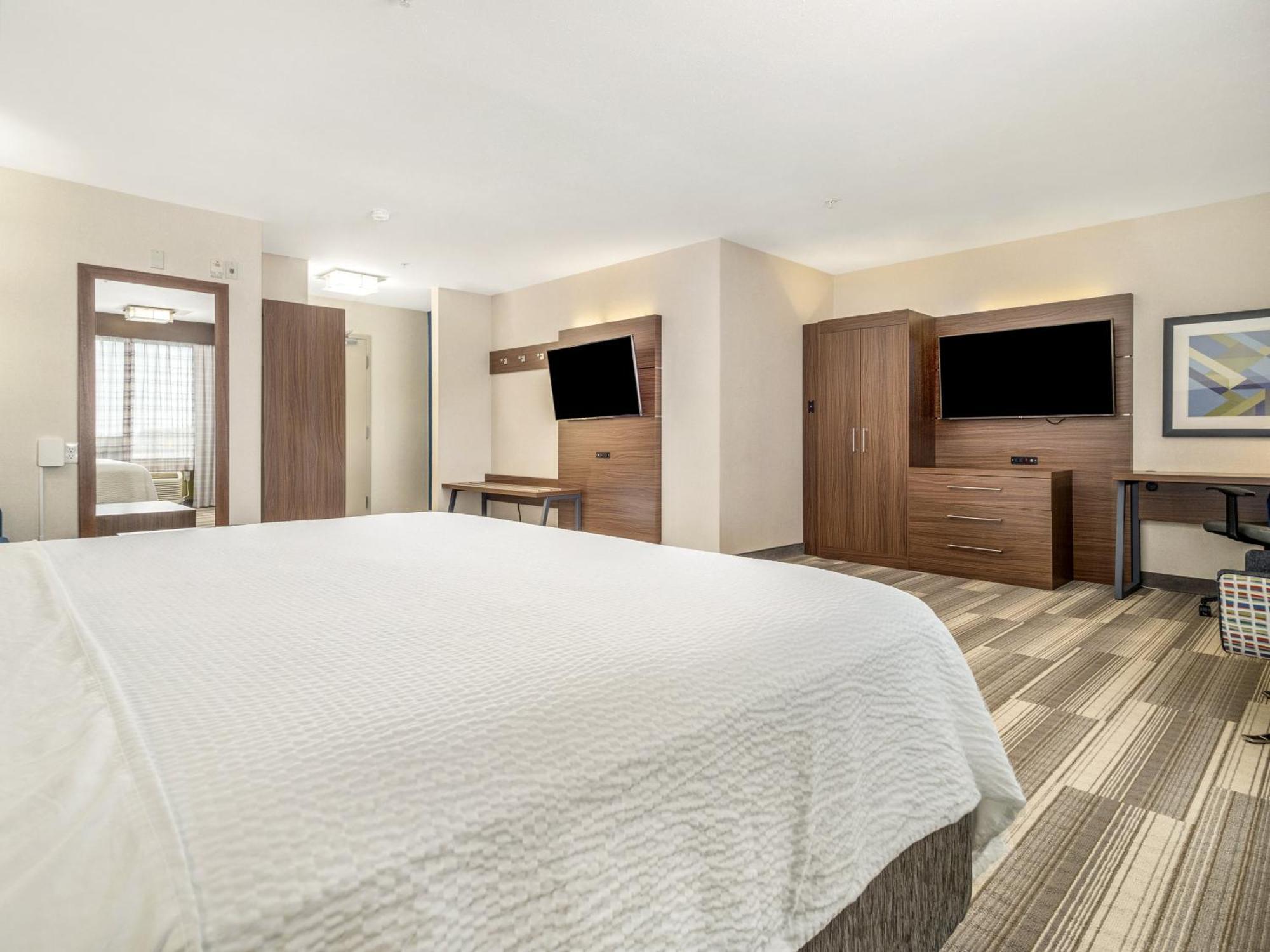 Hotel Express & Medicine By Ihg 4*