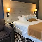 Ramada By Wyndham Medicine Hat
