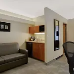 Days Inn By Wyndham Medicine Hat