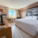 Super 8 By Wyndham Medicine Hat Ab