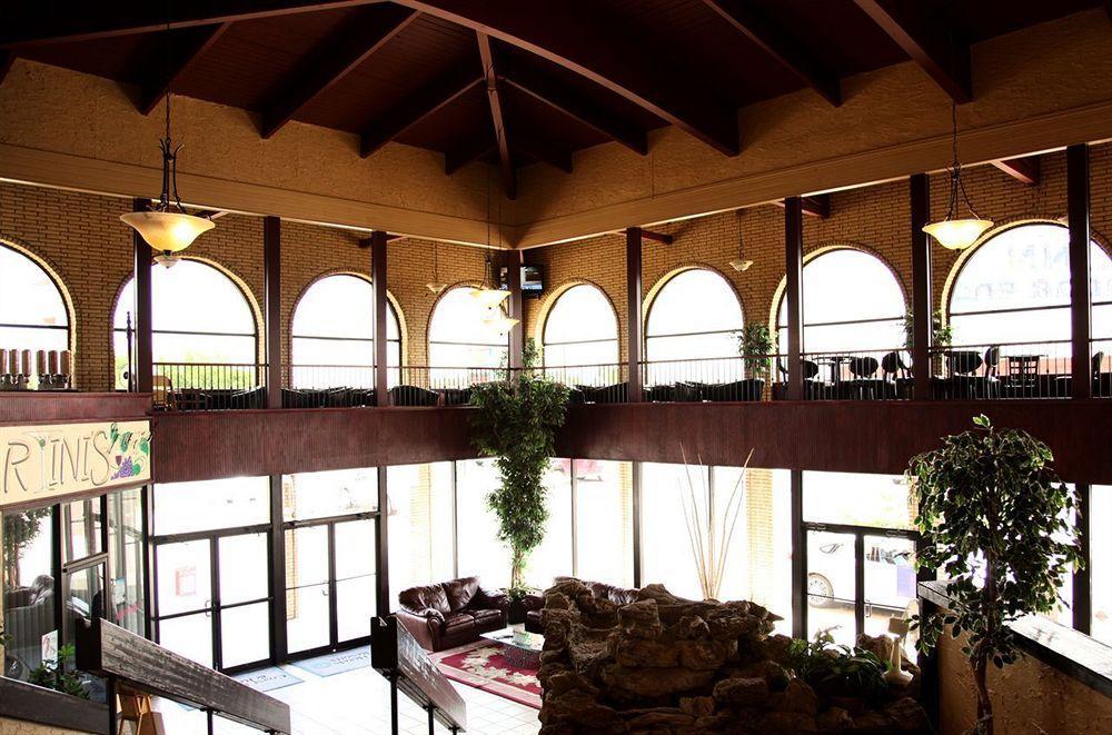 Hotel Baymont By Wyndham Medicine Medicine Hat