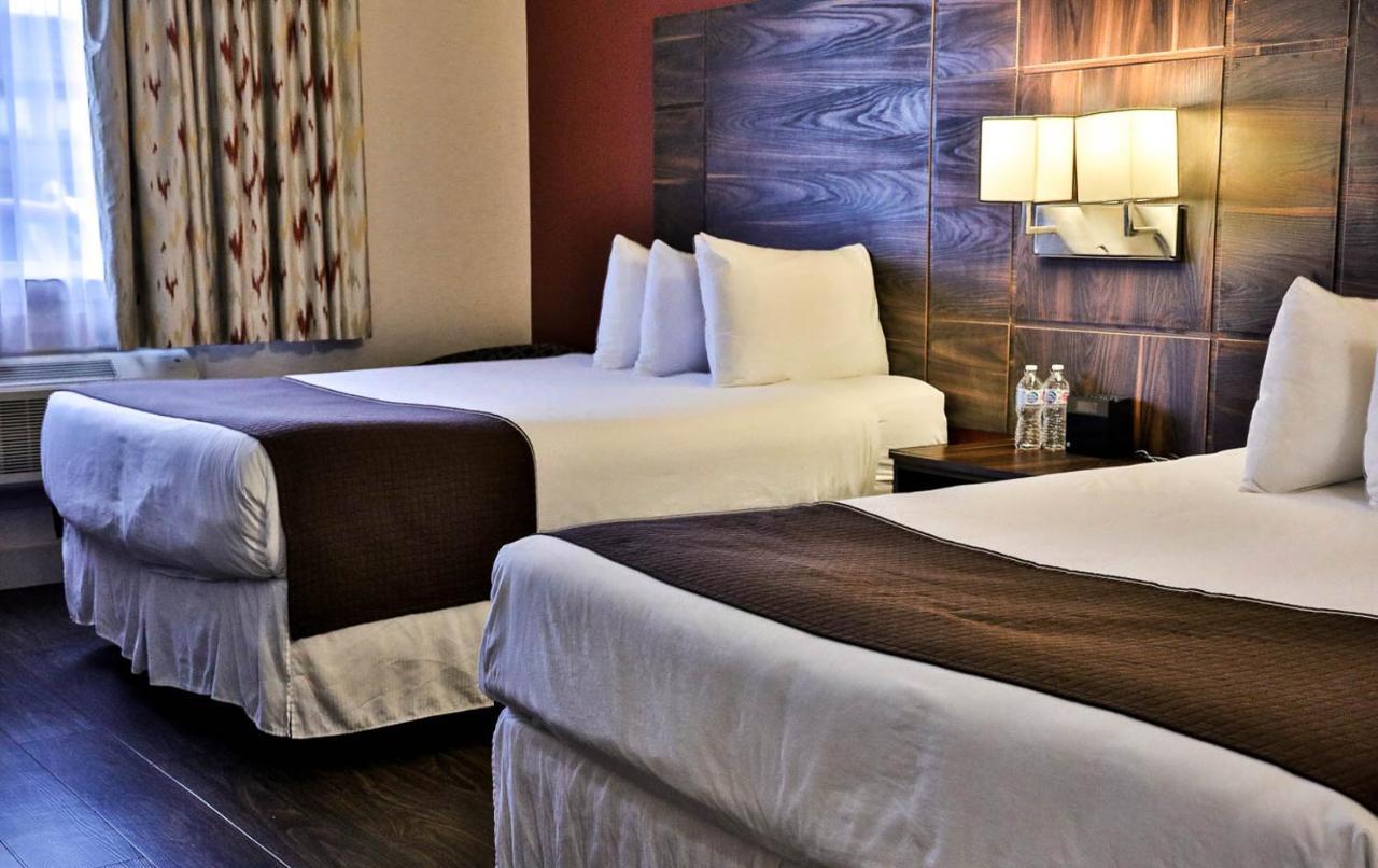 Hotel Baymont By Wyndham Medicine 4*