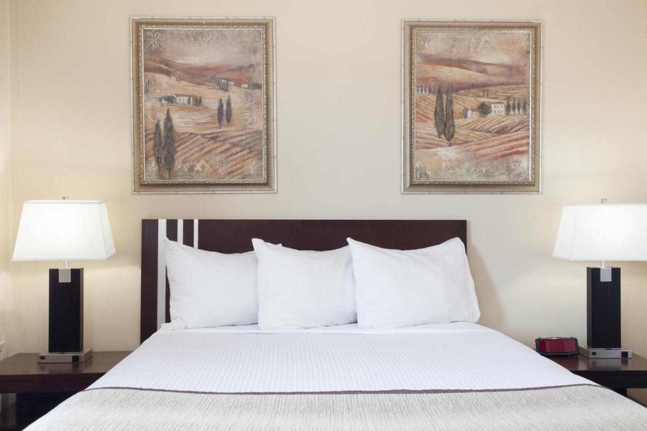 Hotel Econo & 2*