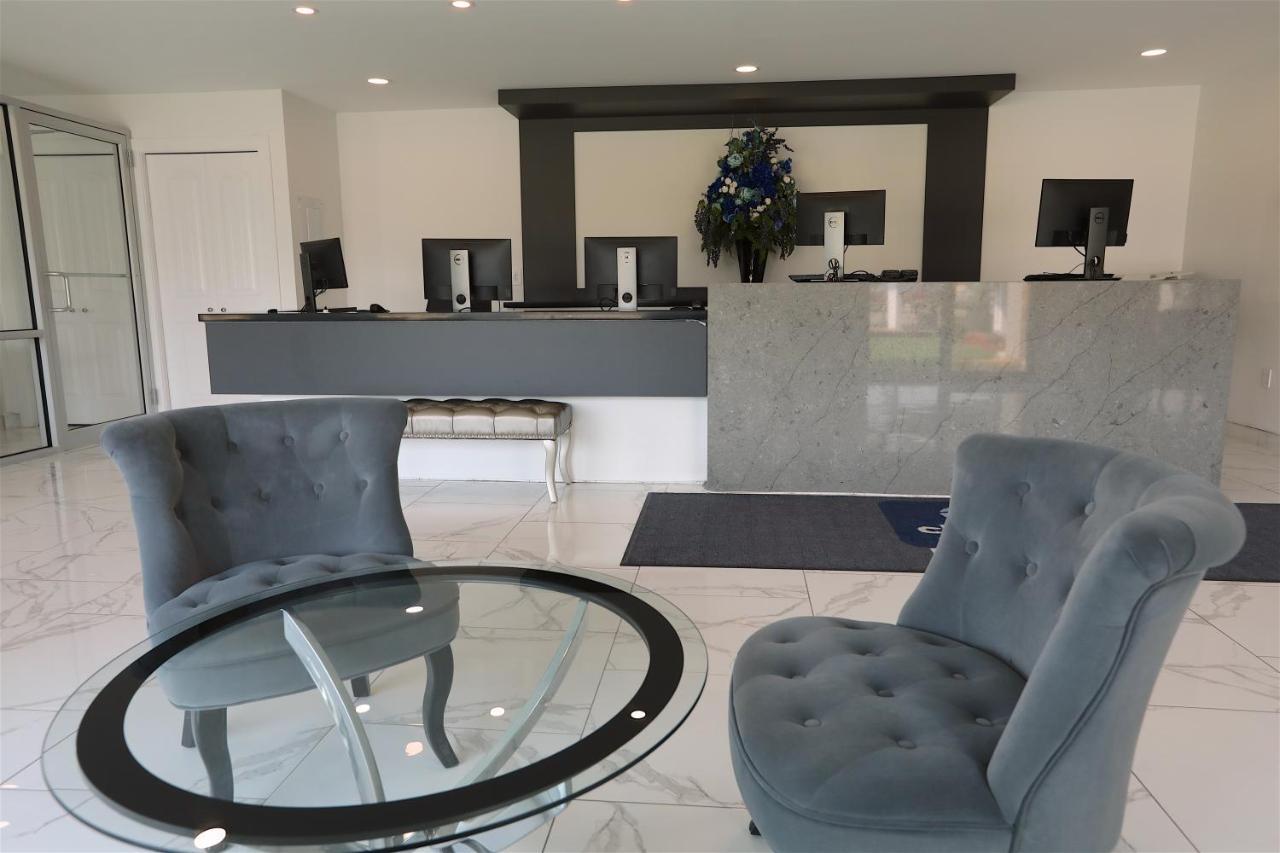 Clarion Pointe 3* Medicine Hat