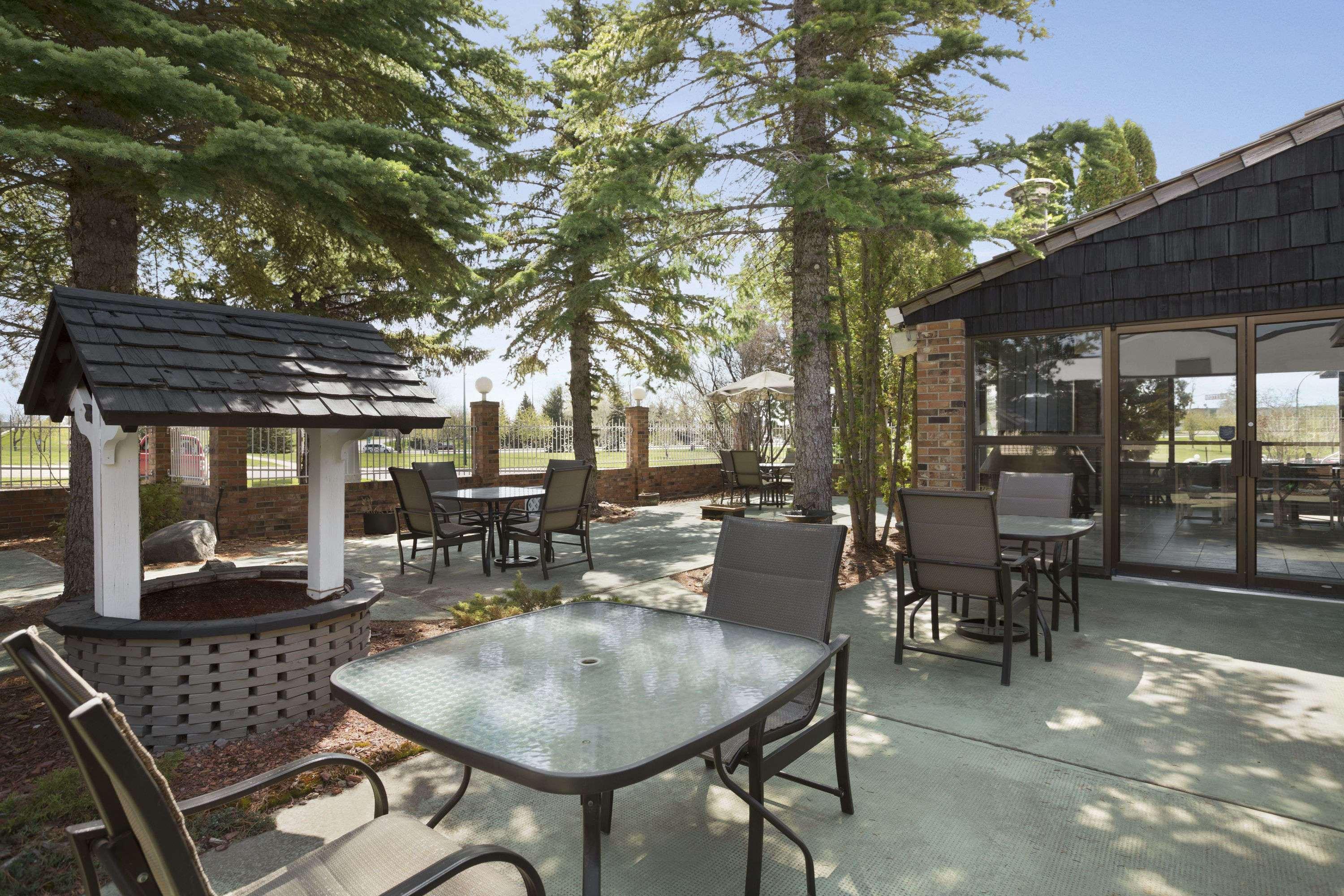 Hotel Clarion Pointe Medicine Hat