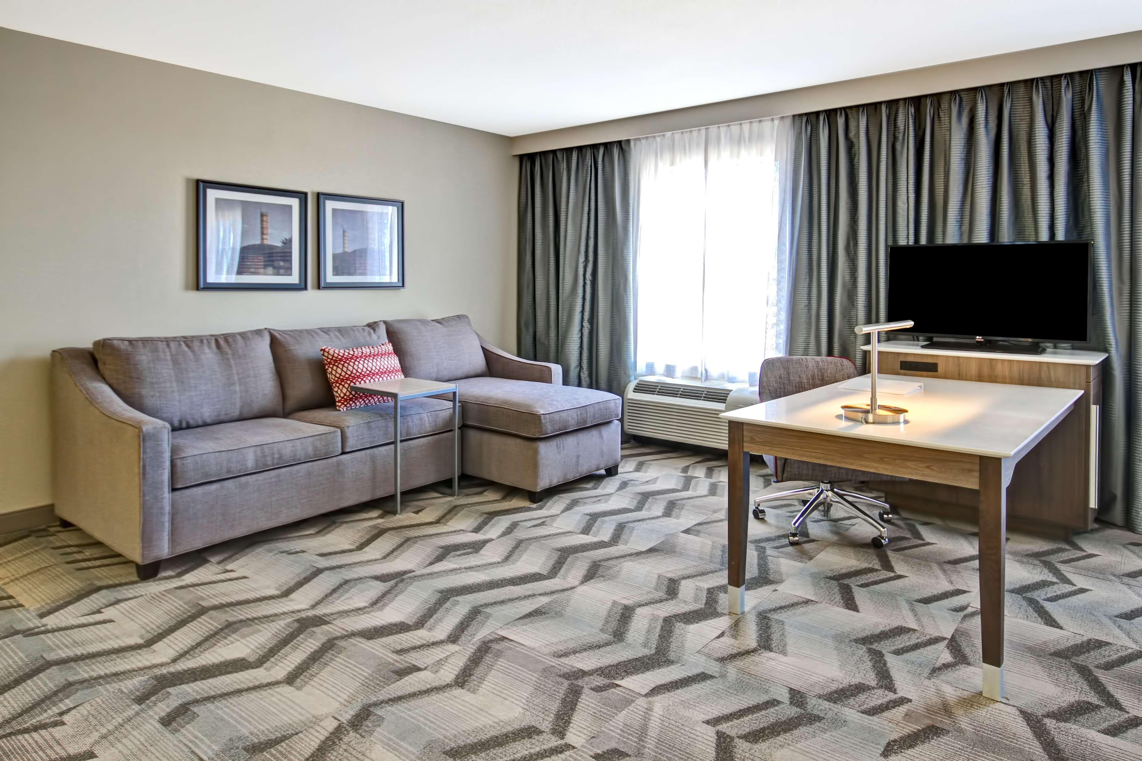 Hampton & - Medicine Hotel 3*