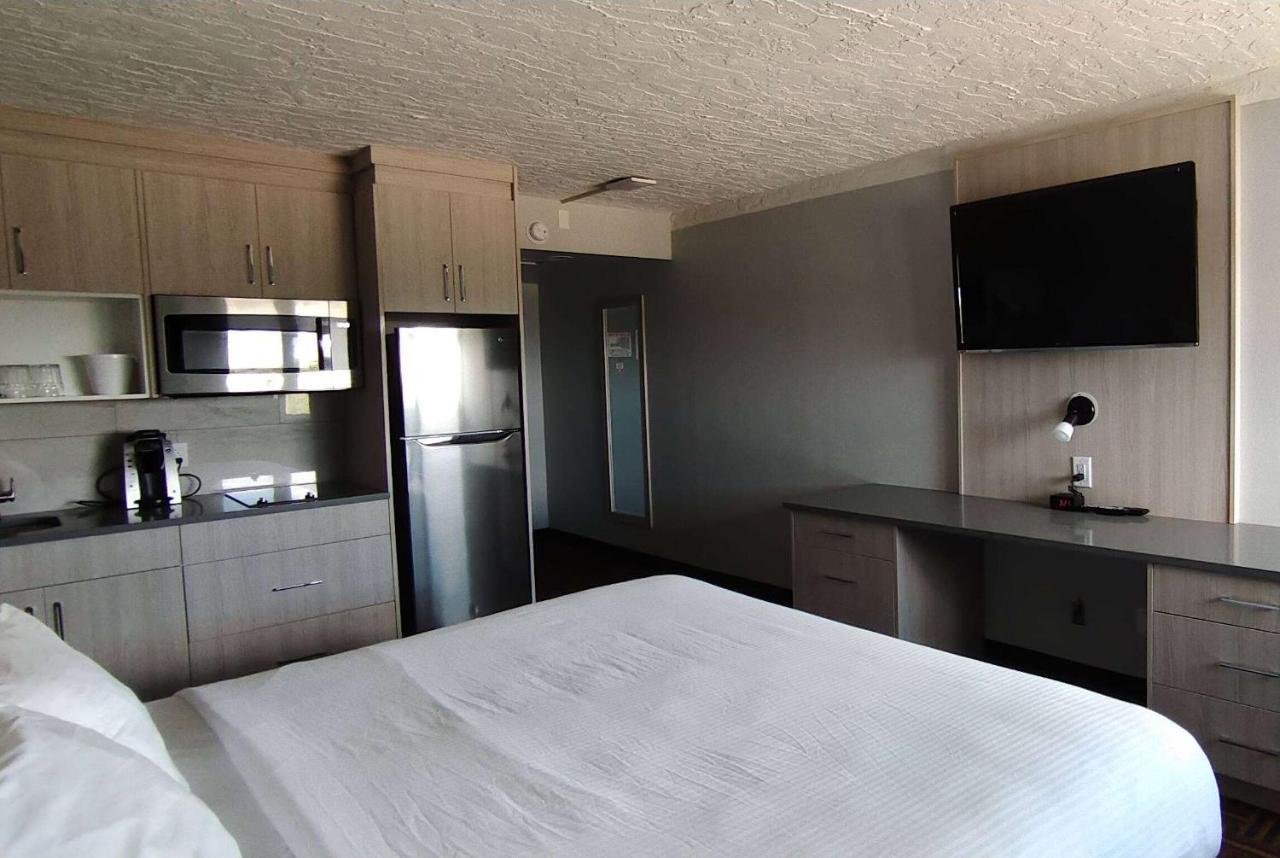 Wyndham Garden Medicine Conference Center Hotel Medicine Hat