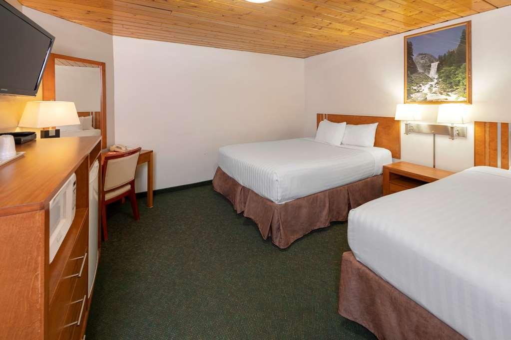Hotel Econo & Medicine Hat