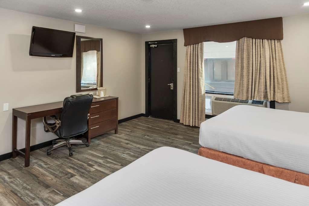 Hotel Econo & Medicine Hat