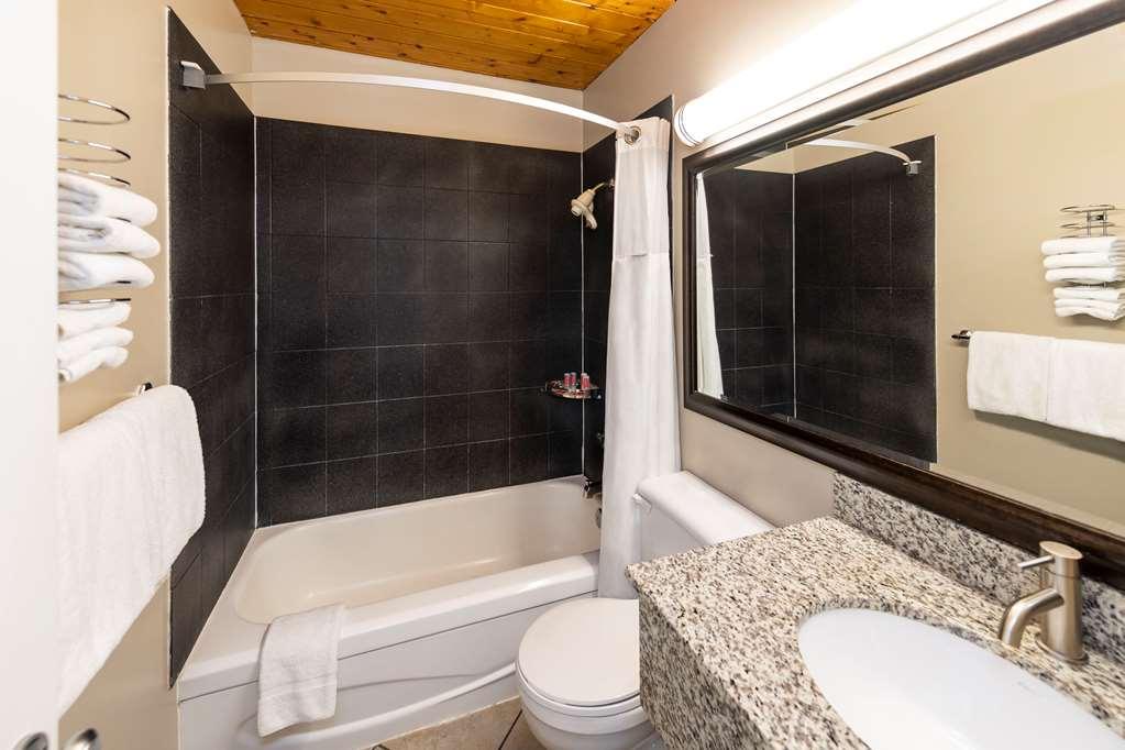 Hotel Econo & Medicine Hat