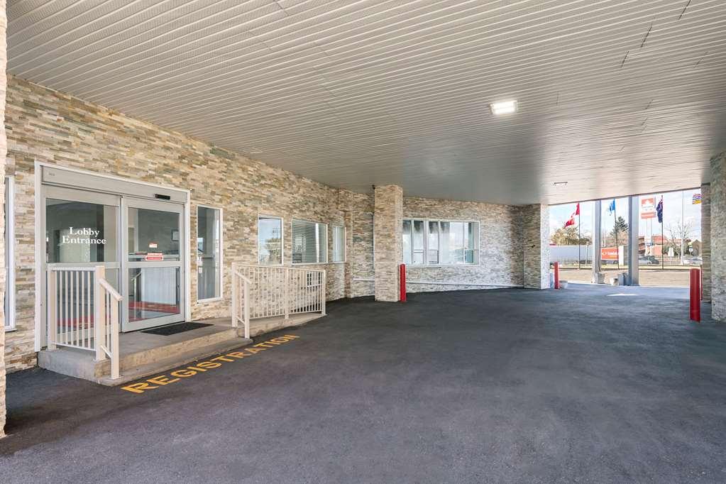 Hotel Econo & Medicine Hat