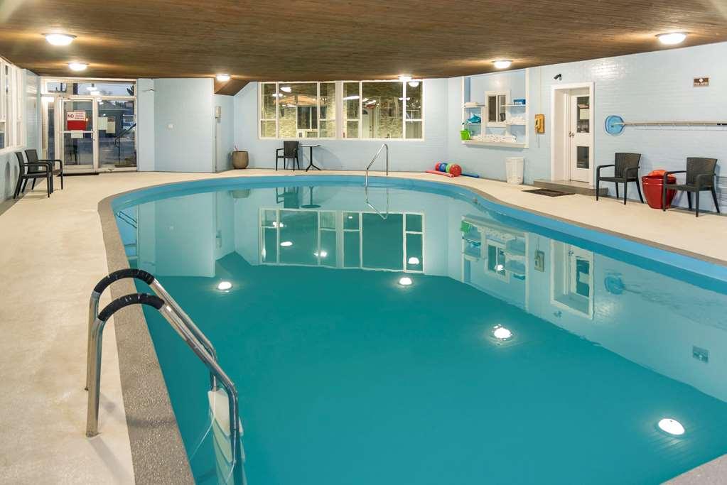 Hotel Econo & 2*