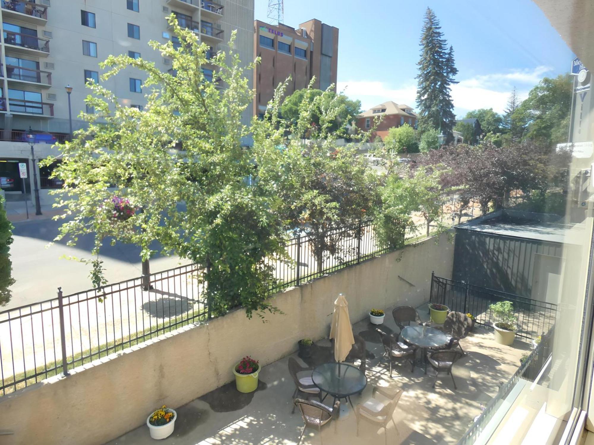 Hotel The Medicine Medicine Hat