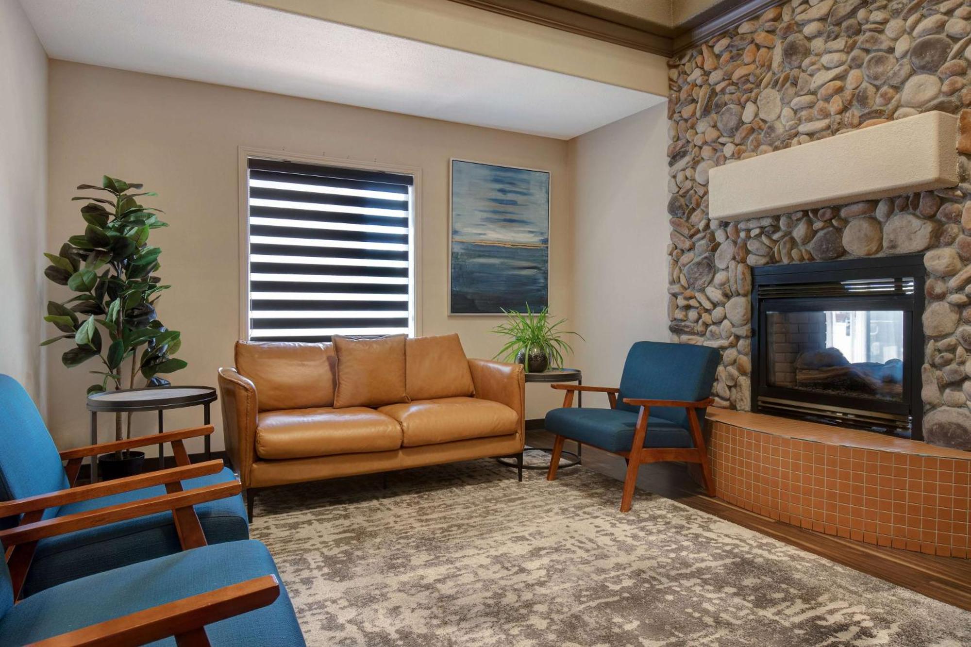 Hotel Days By Wyndham Medicine