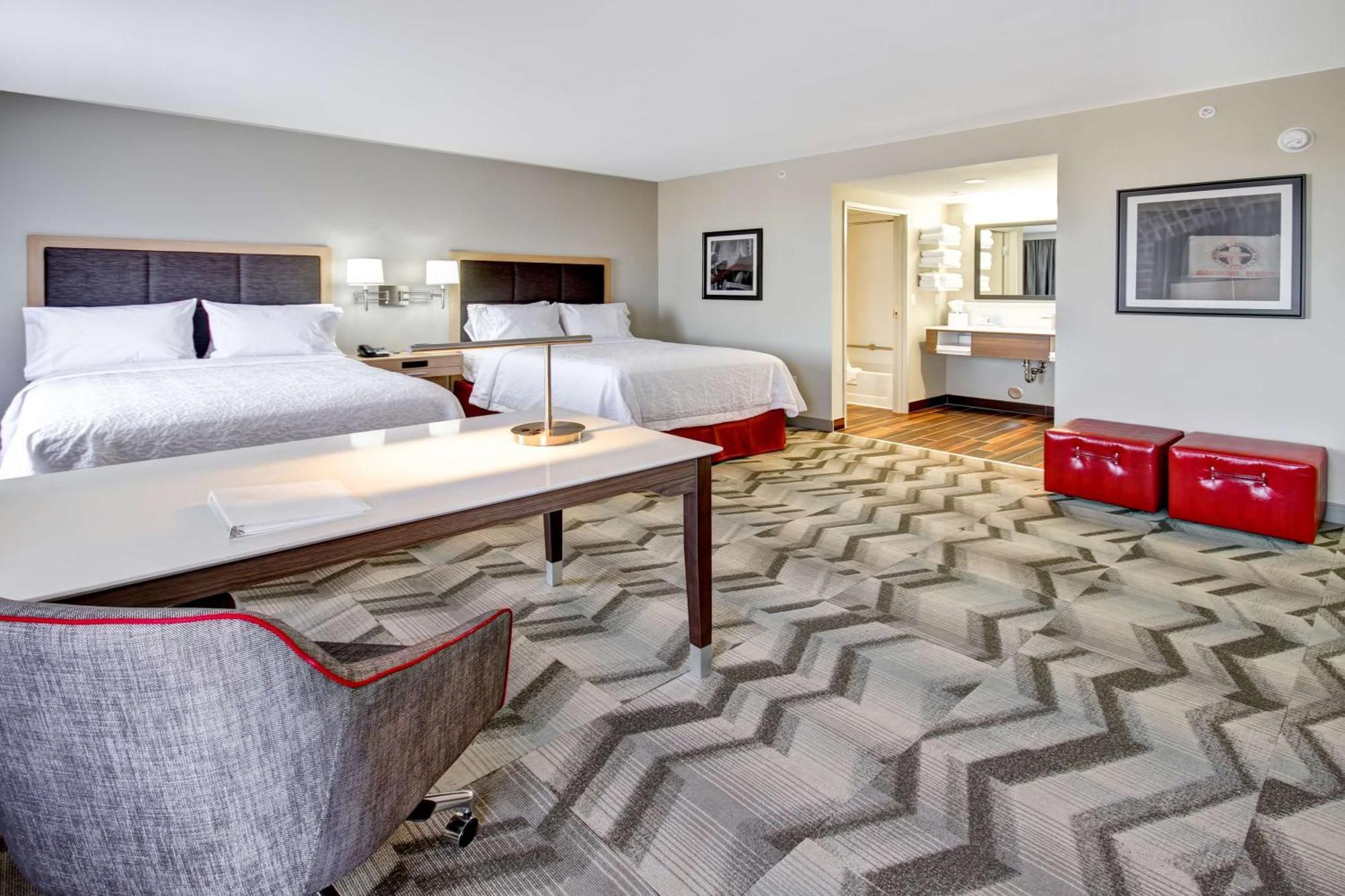 Hotel Hampton & - Medicine 3*