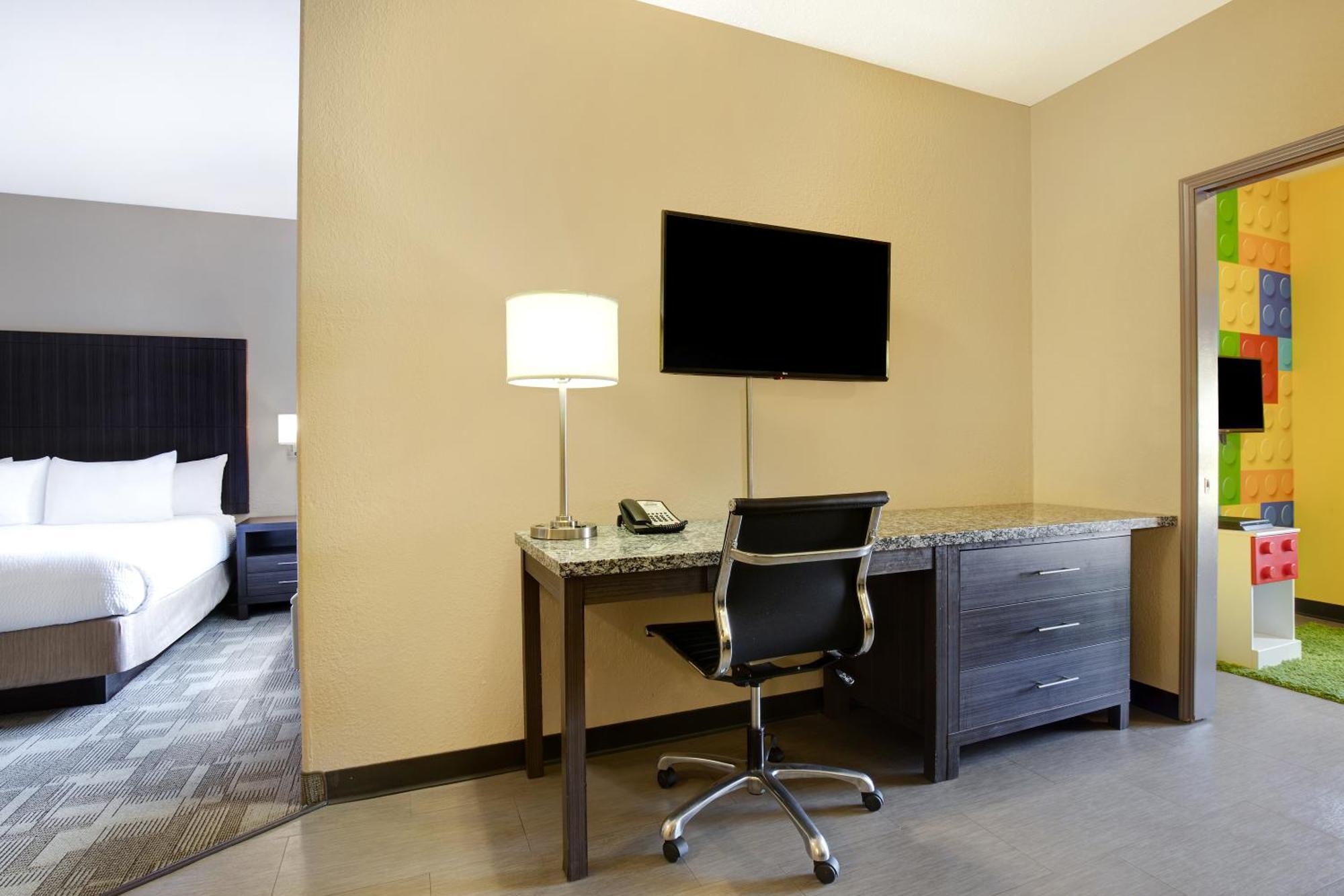 Days By Wyndham Medicine Hotel