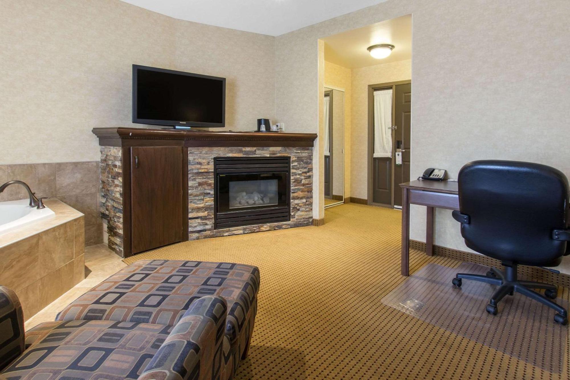 Flamingo Hotel 3*