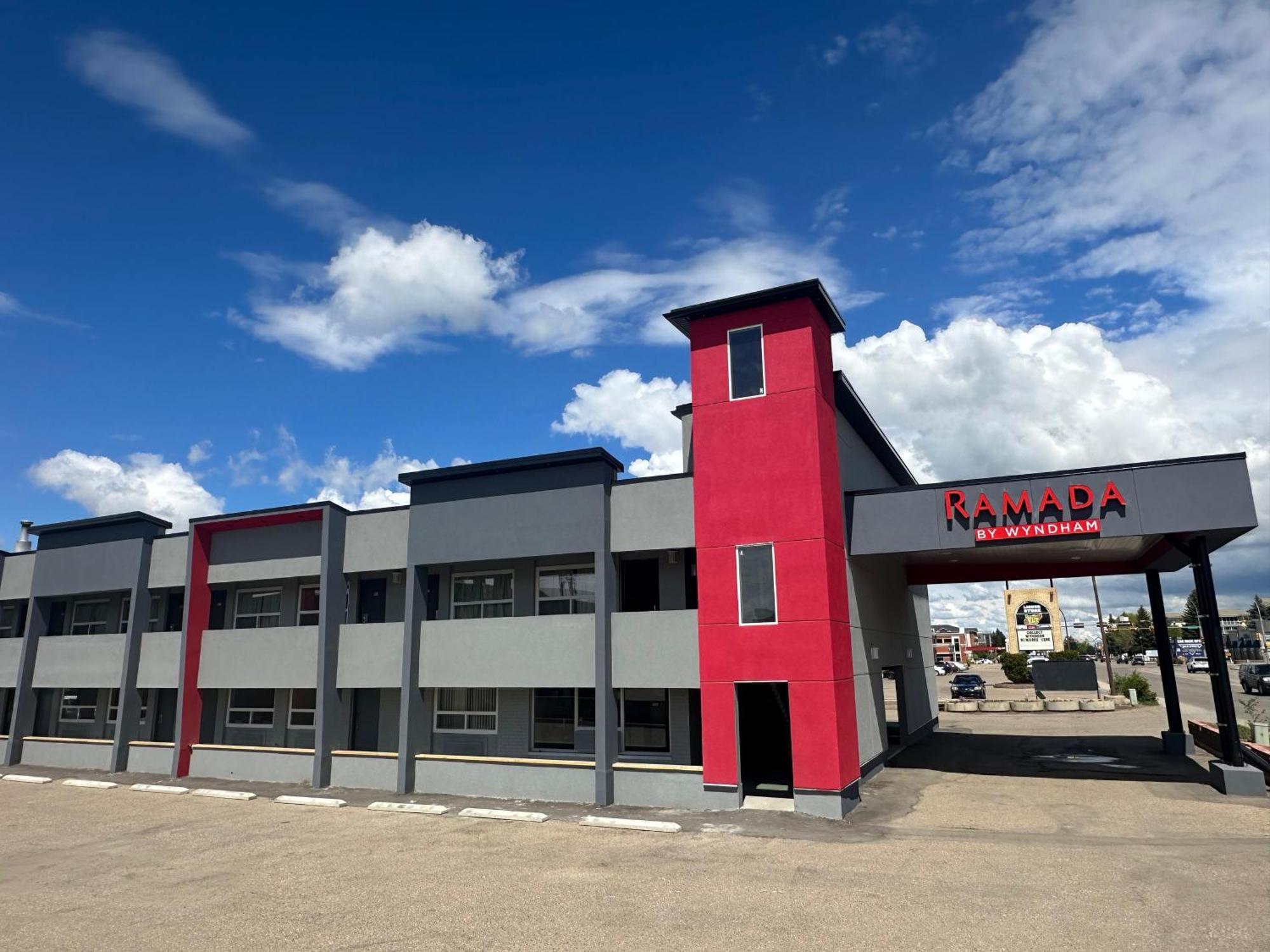 Hotel Ramada By Wyndham Medicine 3*