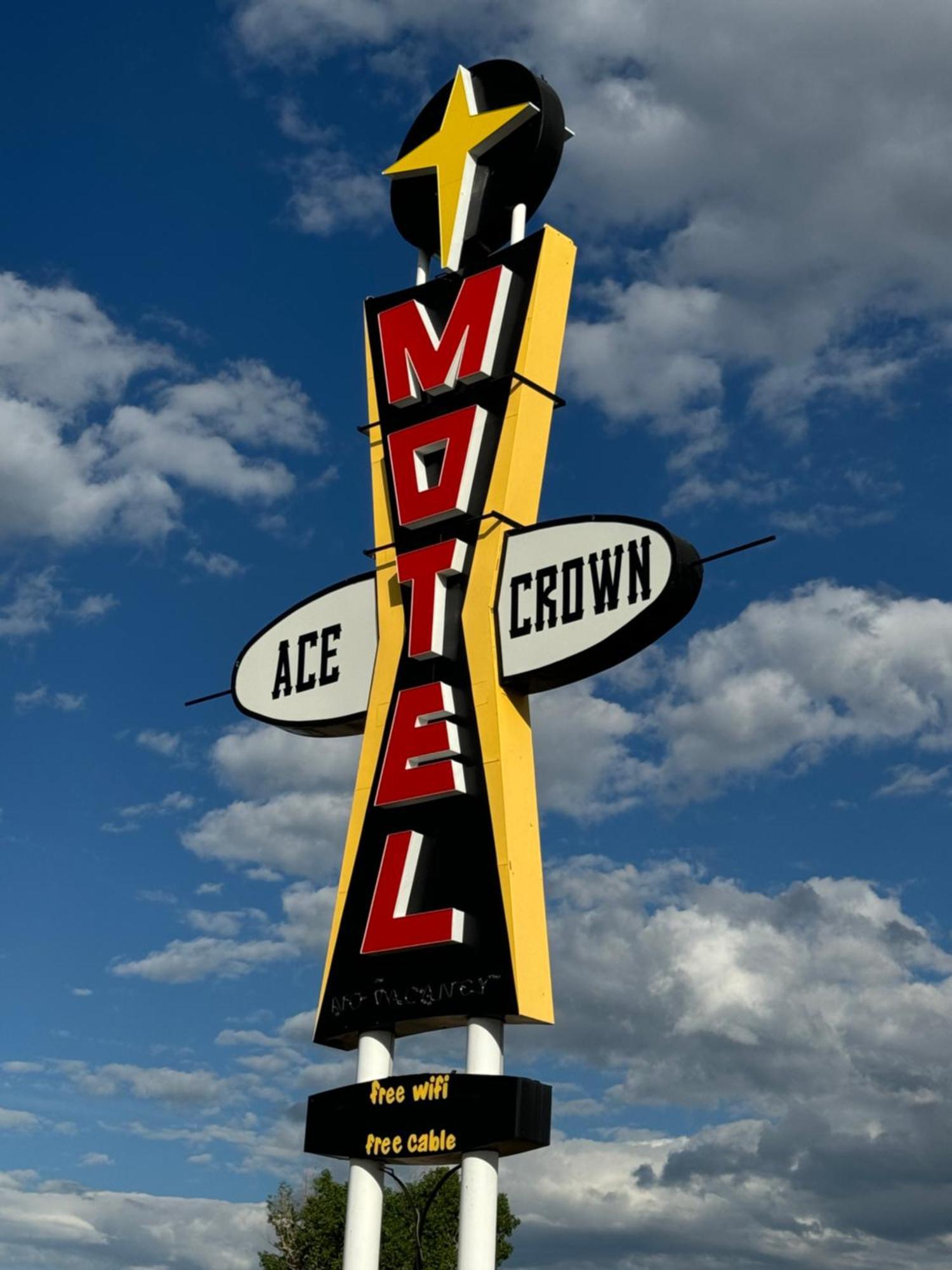 Motel Ace Crown