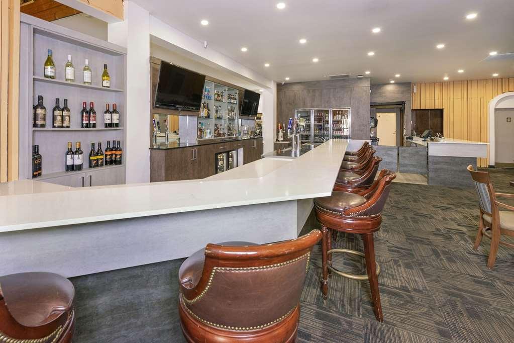 Clarion Pointe Hotel Medicine Hat