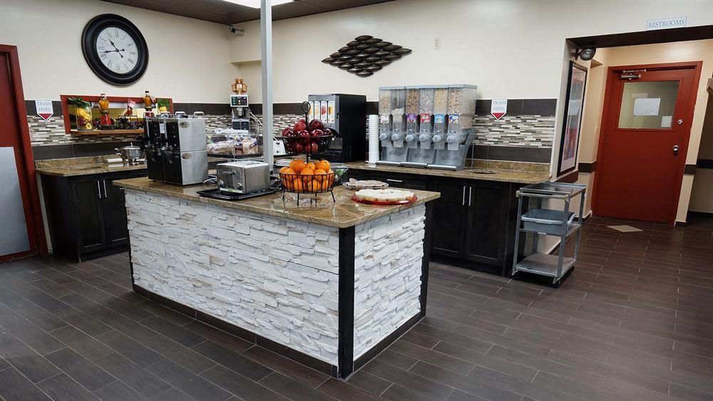 Ramada By Wyndham Medicine Hotel Medicine Hat