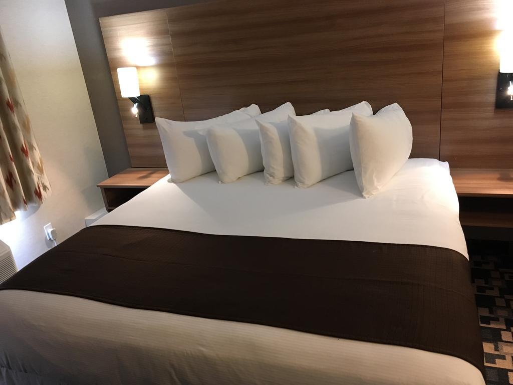 Baymont By Wyndham Medicine 4*