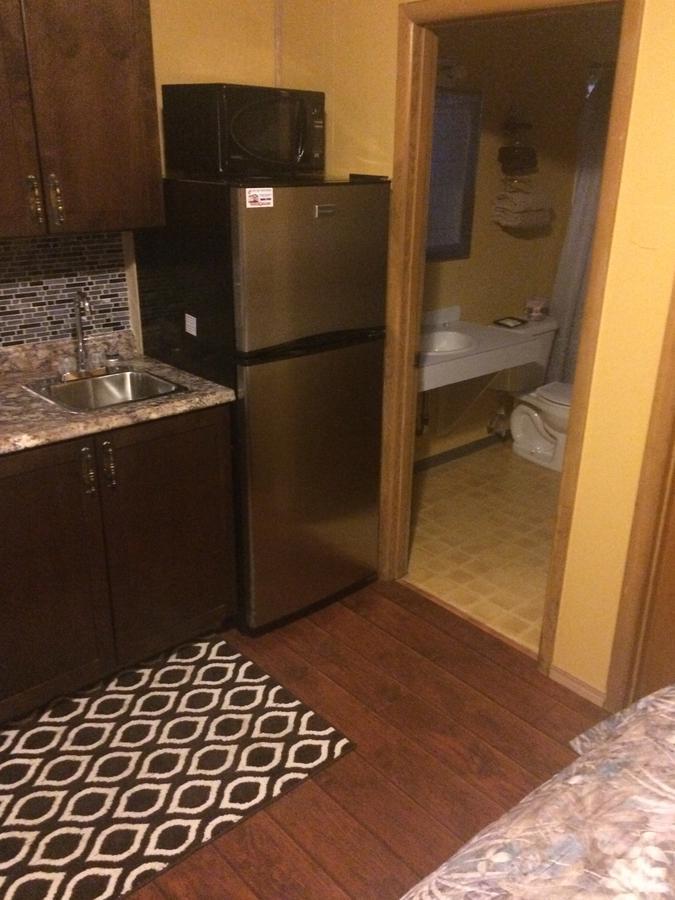 Satellite Motel Medicine Hat