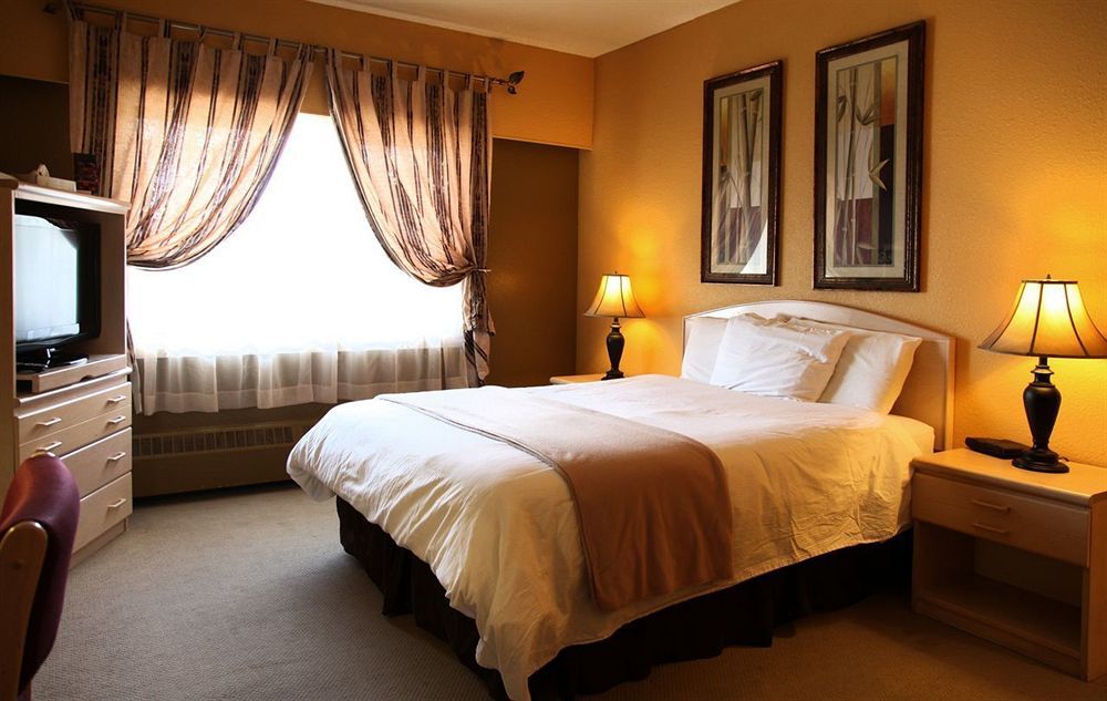 Hotel Baymont By Wyndham Medicine 4*