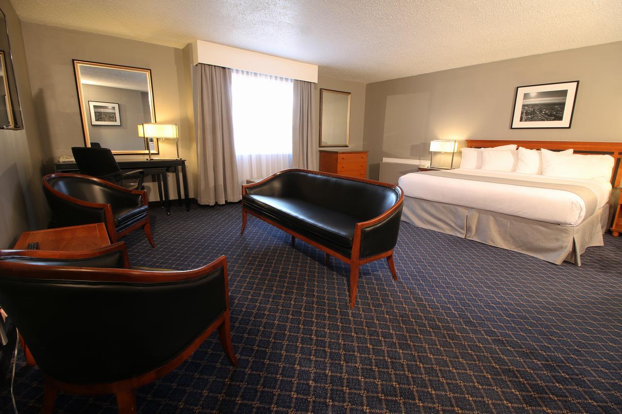 Clarion Pointe Hotel Medicine Hat
