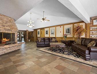 Clarion Pointe Hotel 3*