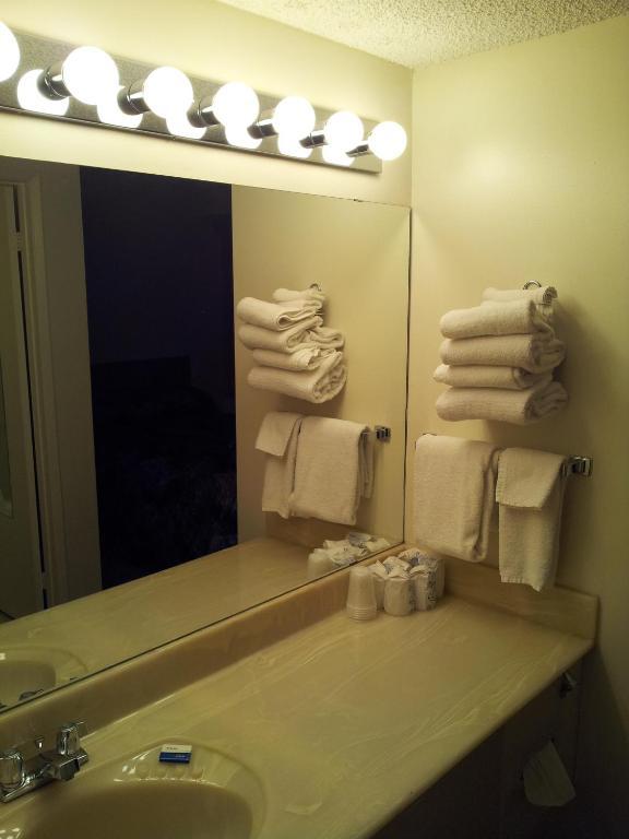 Ramada By Wyndham Medicine Hotel