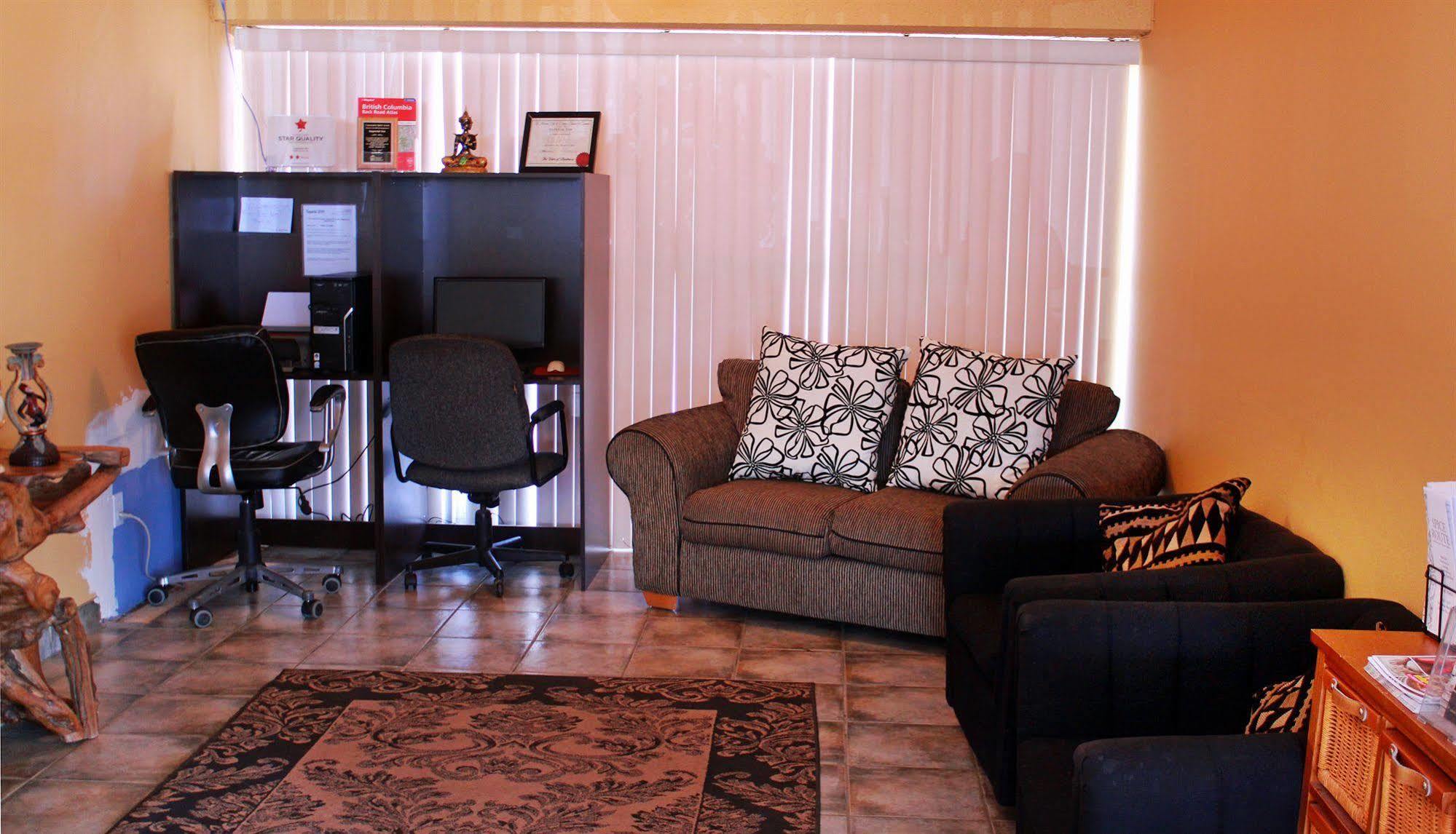 Ramada By Wyndham Medicine Hotel
