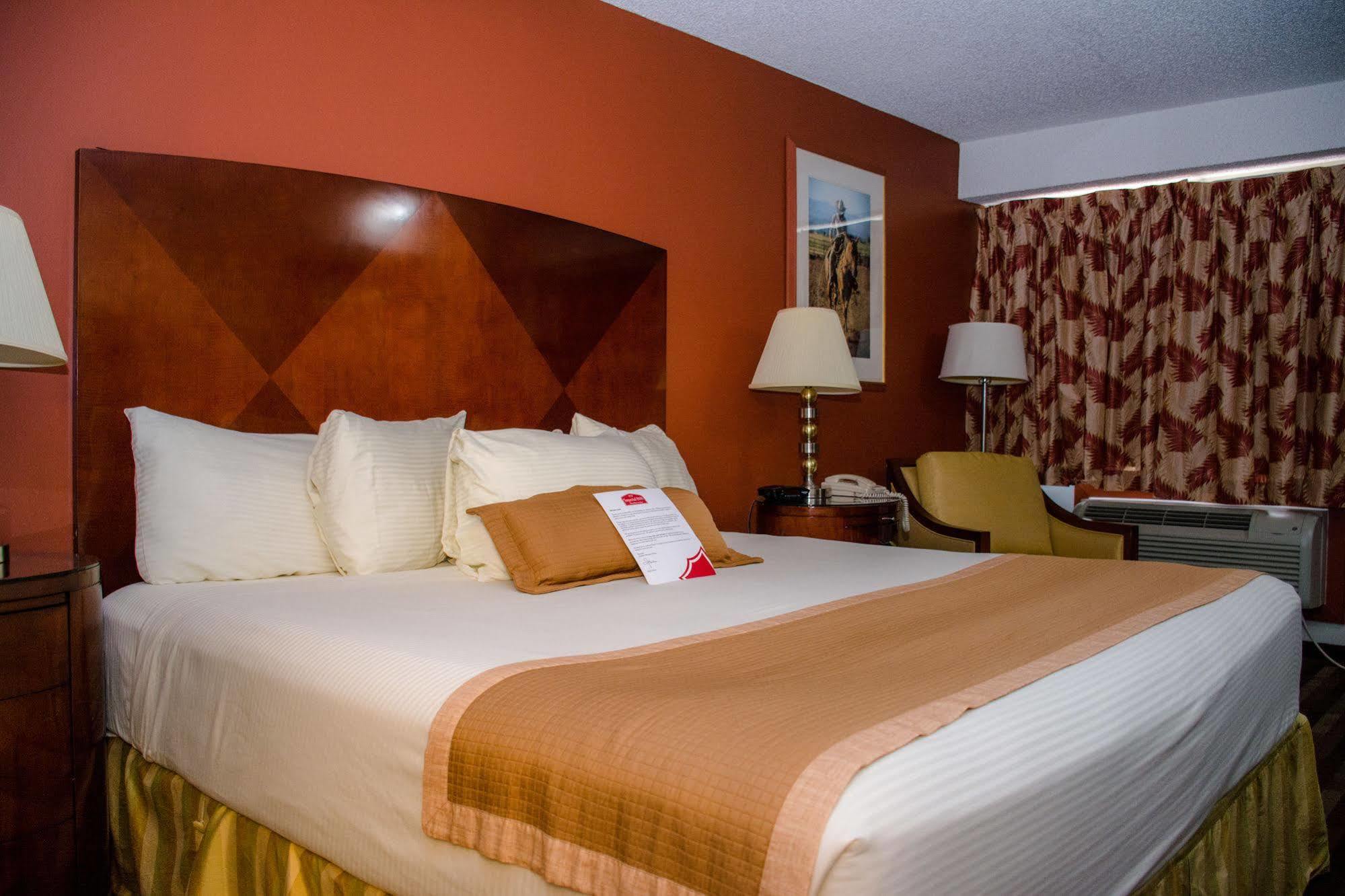 Hotel Ramada By Wyndham Medicine Medicine Hat