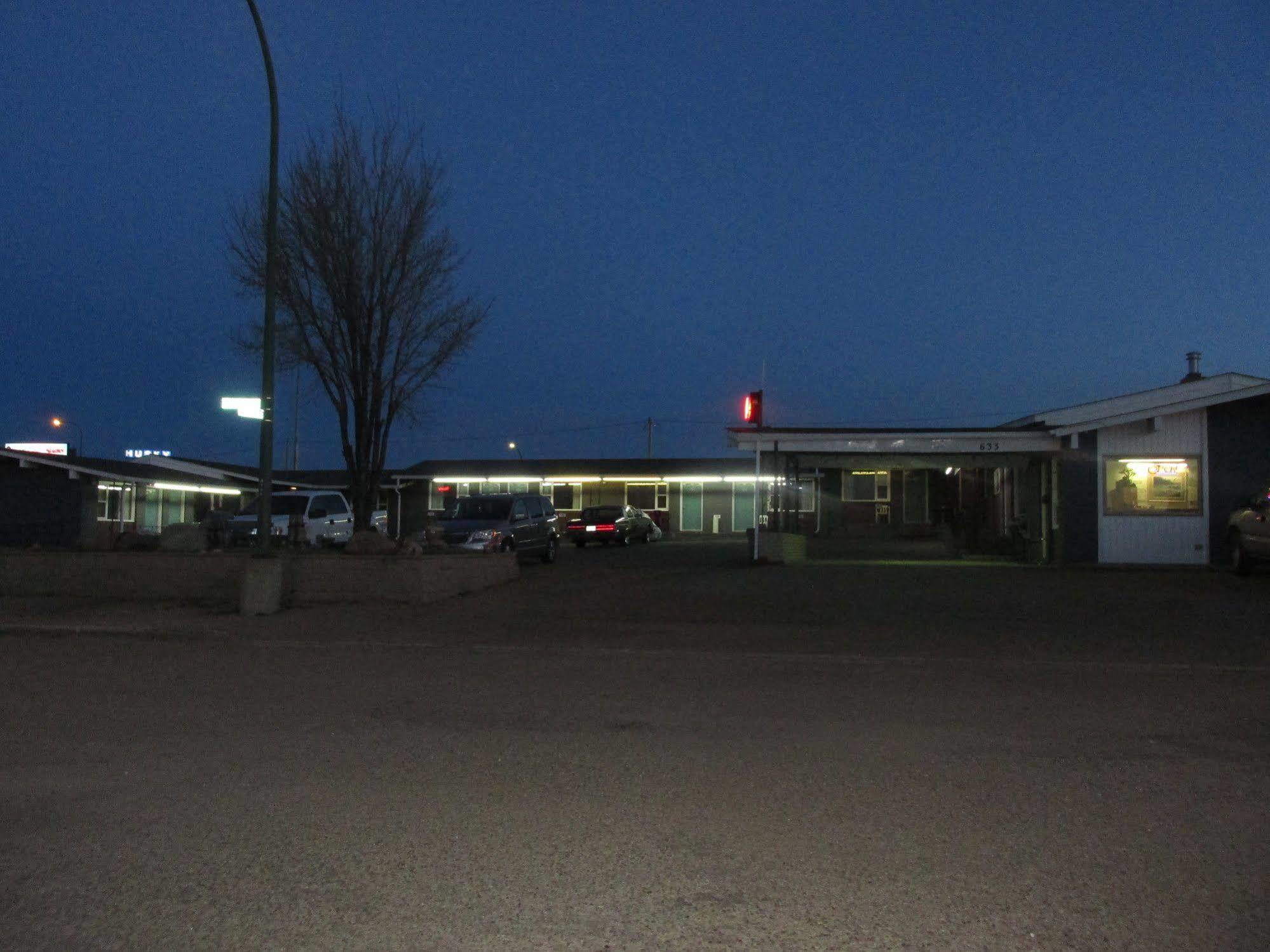 Motel Ace Crown 2*