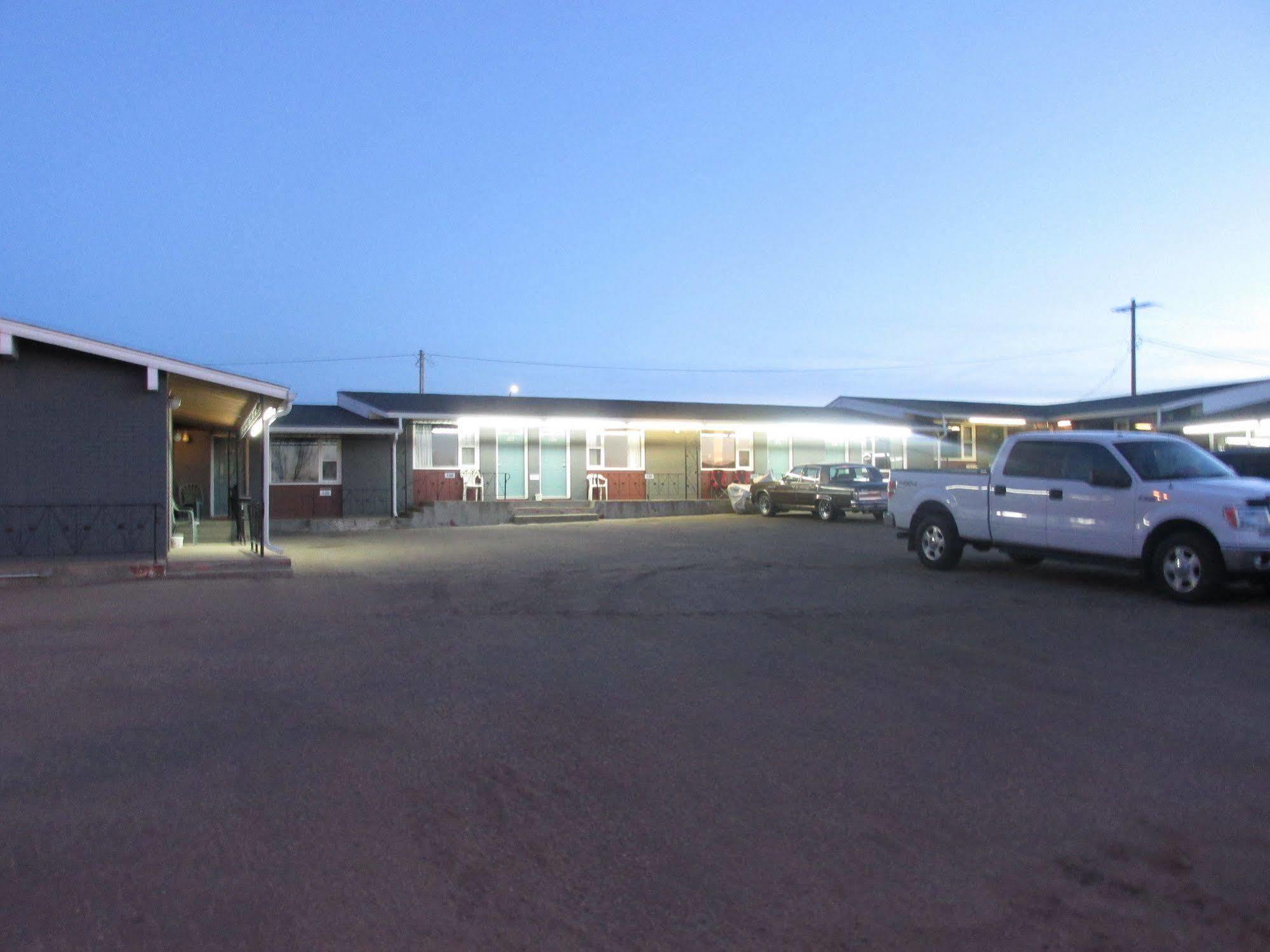 Ace Crown 2* Medicine Hat