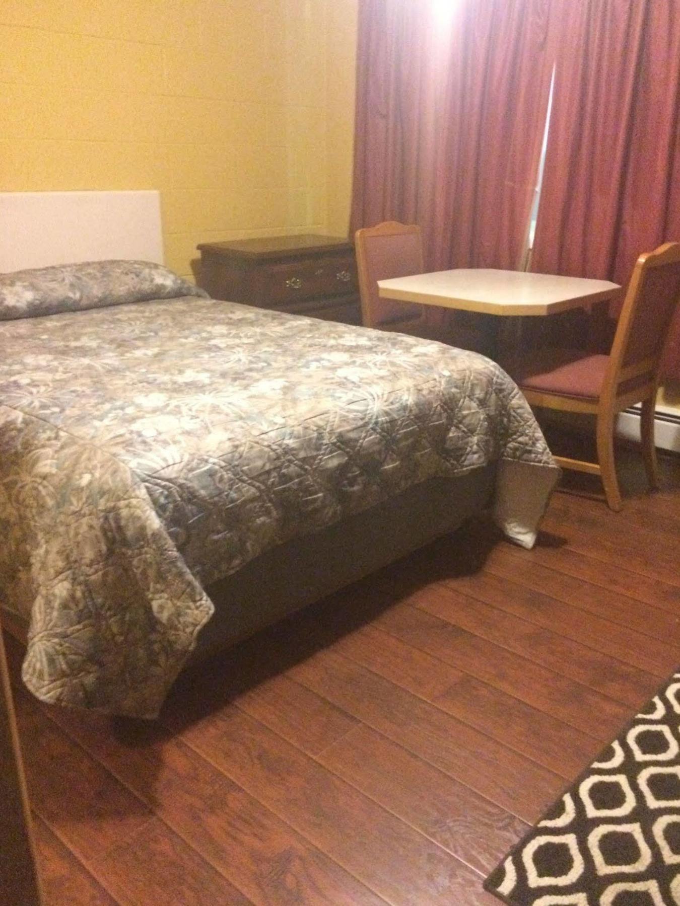 Motel Satellite 2*