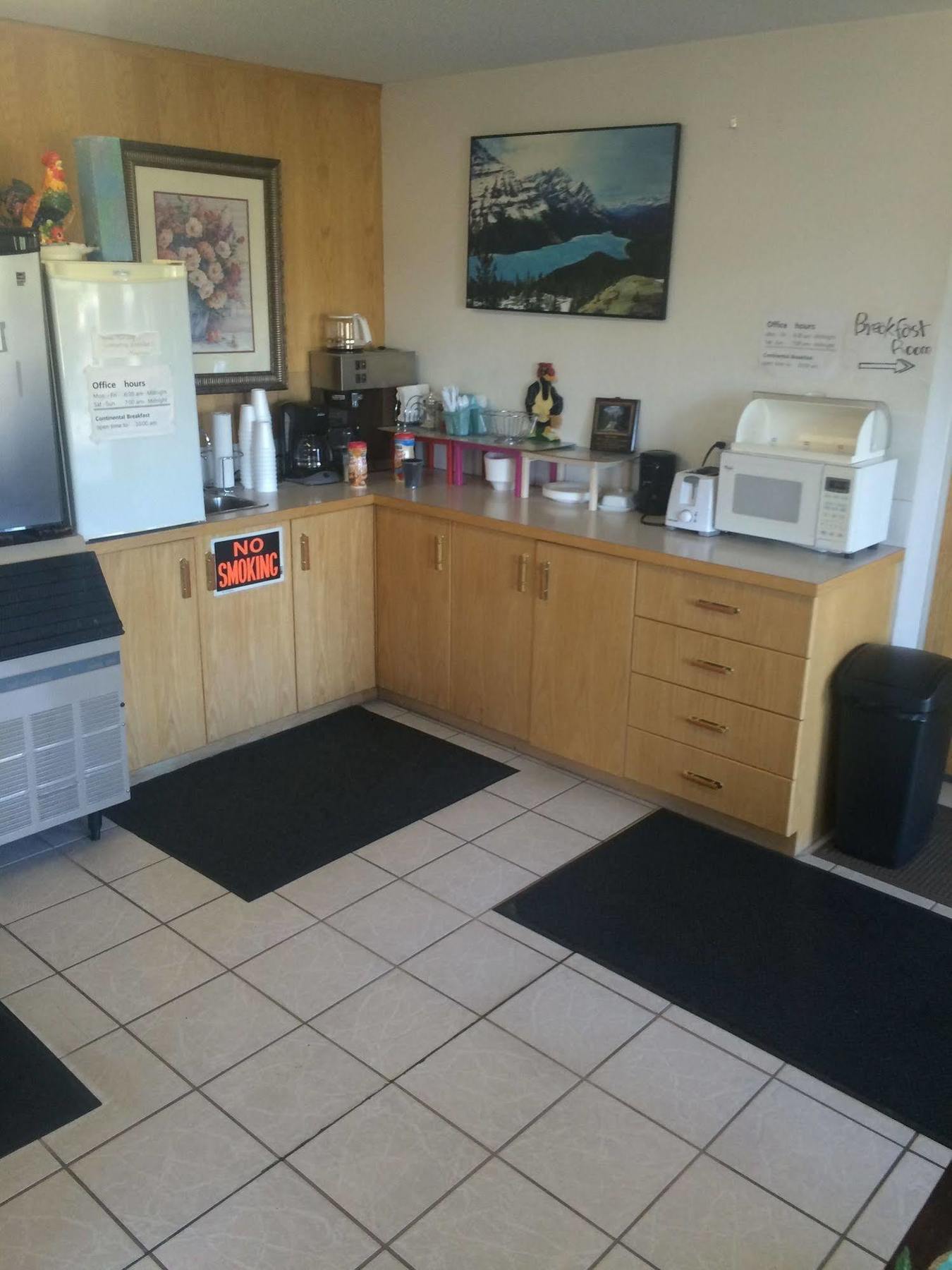 Satellite 2* Medicine Hat