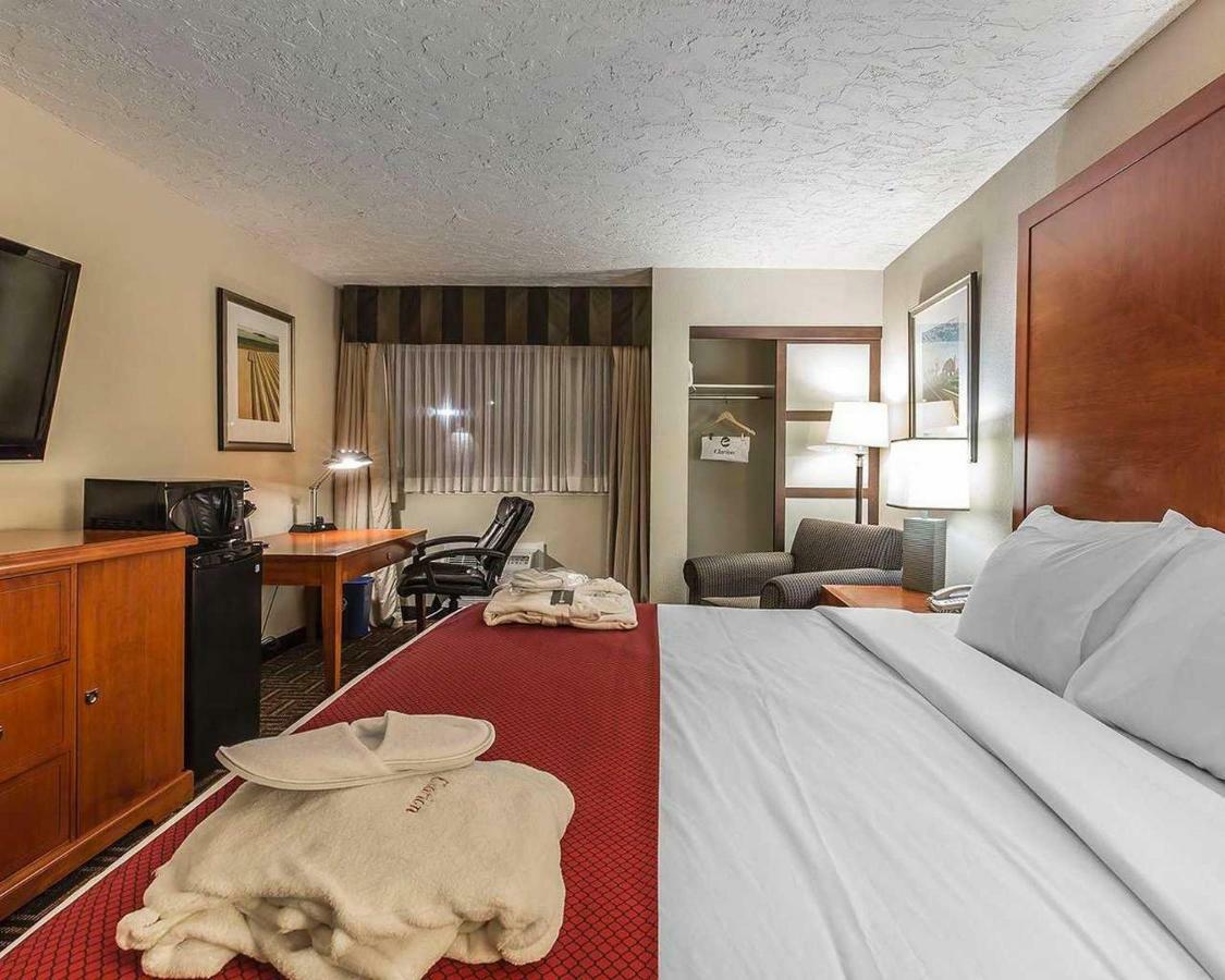 Wyndham Garden Medicine Conference Center Hotel