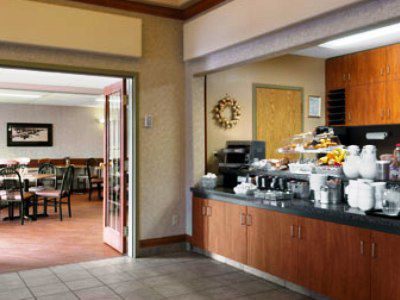 Hotel Days By Wyndham Medicine