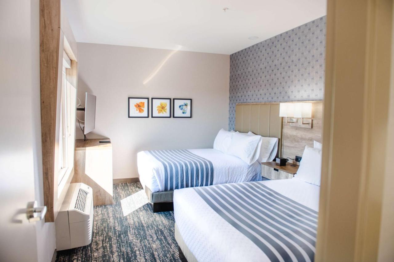Western Premier Executive Residency Medicine 3* Medicine Hat