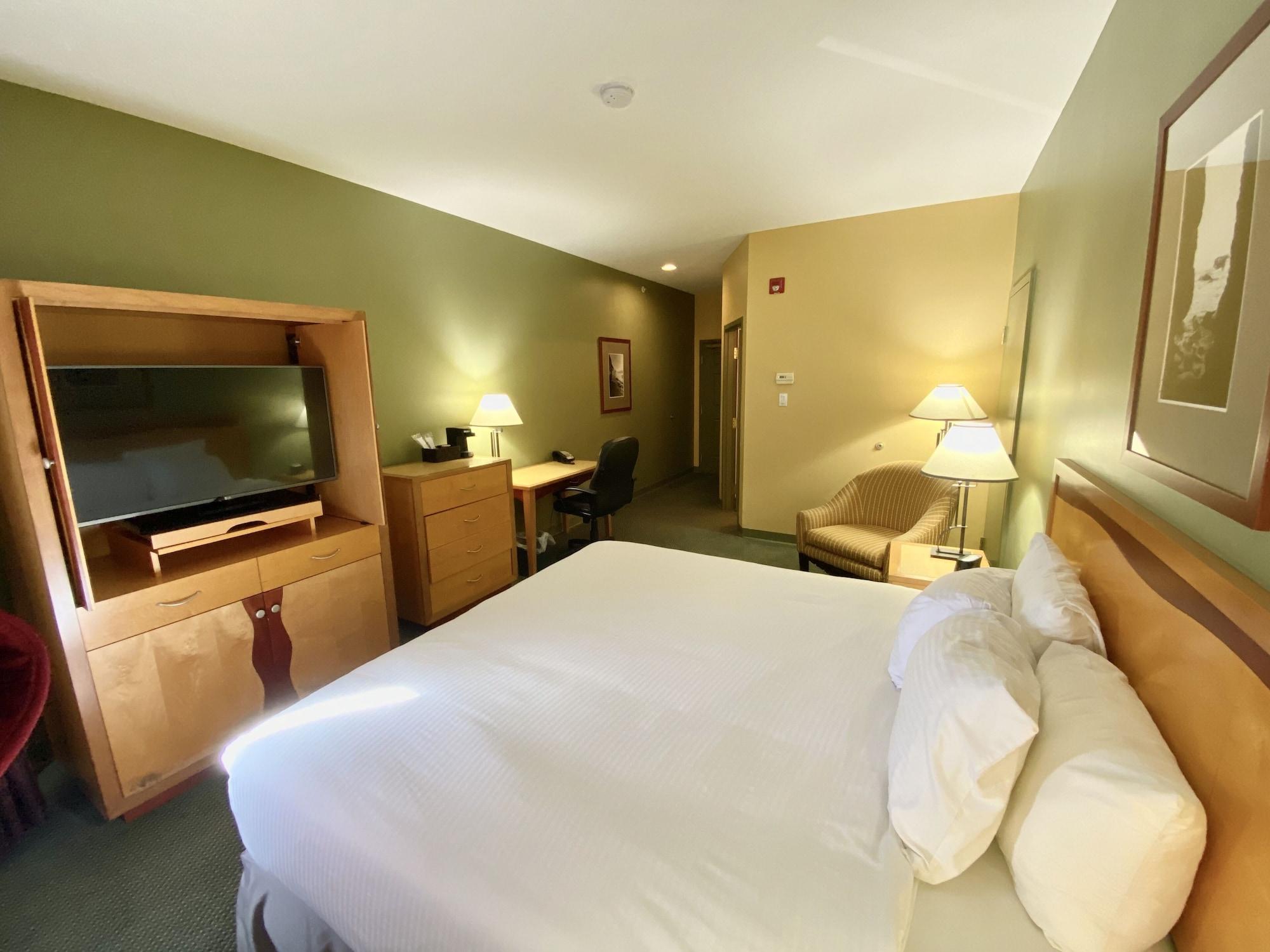 Medicine Lodge, Trademark Collection By Wyndham Hotel Medicine Hat