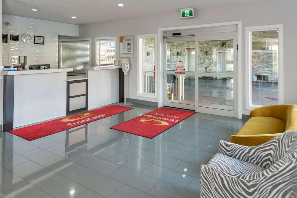 Ramada Medicine Hotel 2*