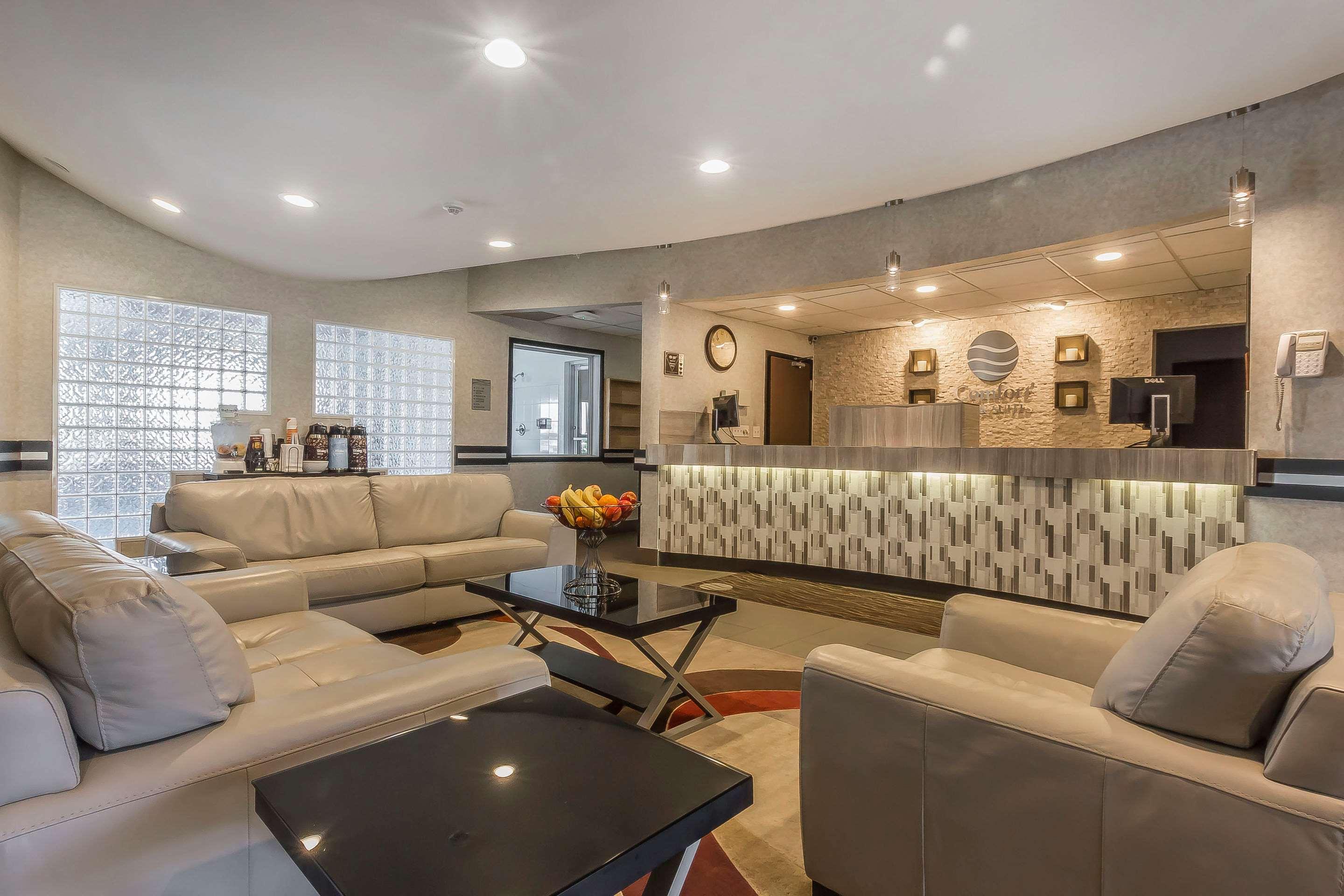 Comfort & 2* Medicine Hat