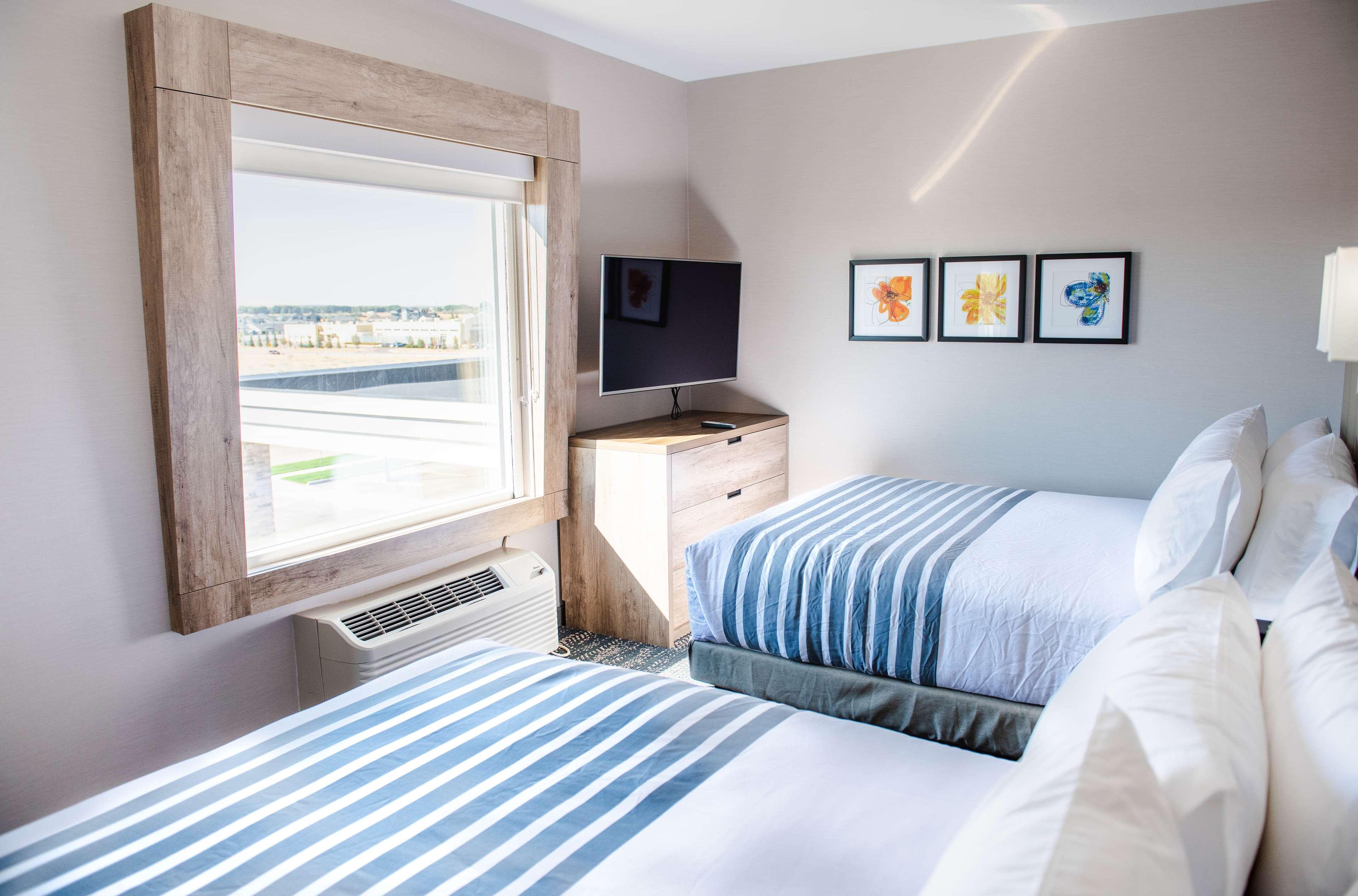 Western Premier Executive Residency Medicine 3* Medicine Hat