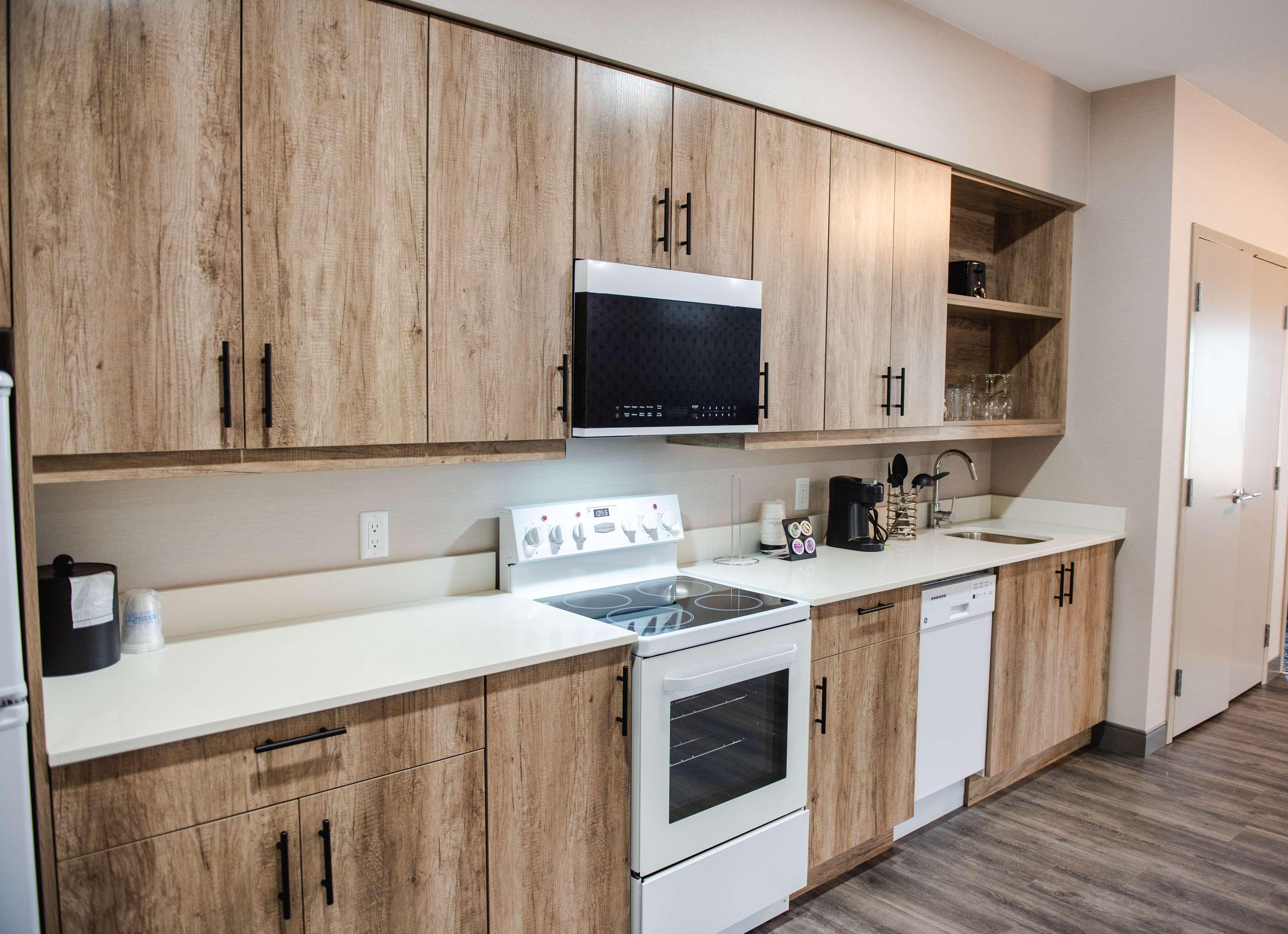 Western Premier Executive Residency Medicine Hotel Medicine Hat
