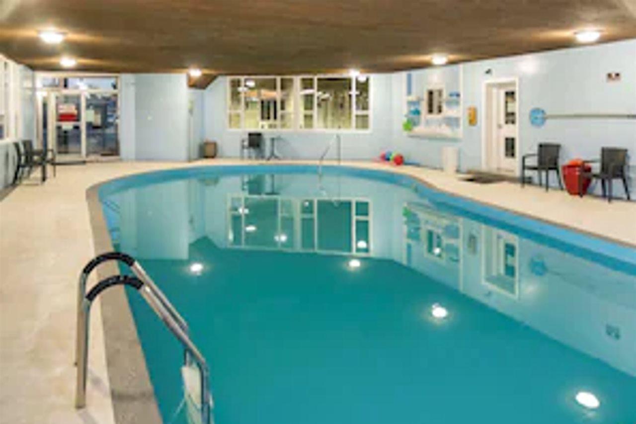 Ramada Medicine Hotel Medicine Hat