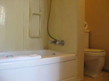 Hat Motel 2* Medicine Hat