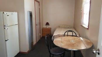 Hat Motel Motel 2*